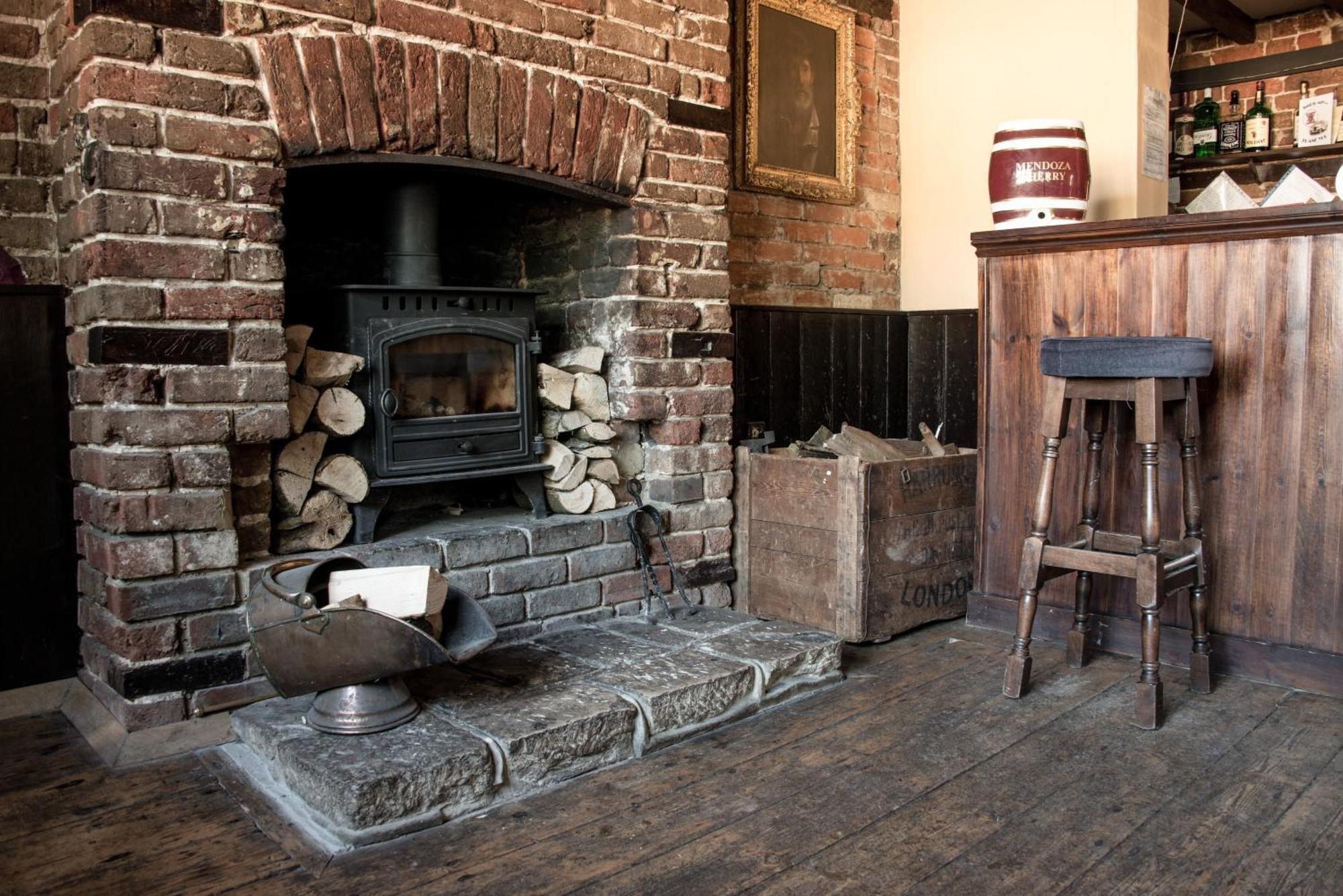 The Dove Inn Micheldever Esterno foto