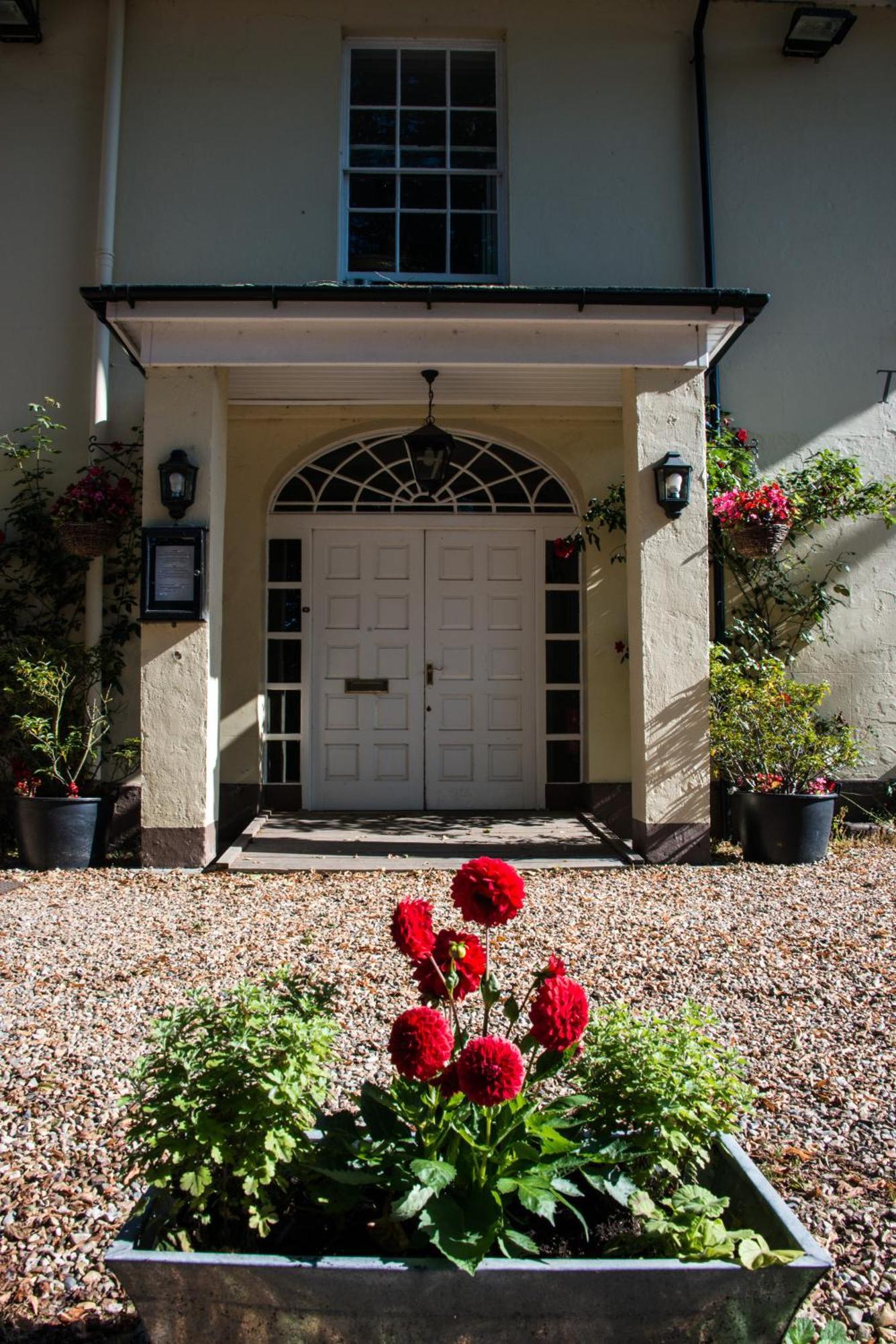 The Dove Inn Micheldever Esterno foto